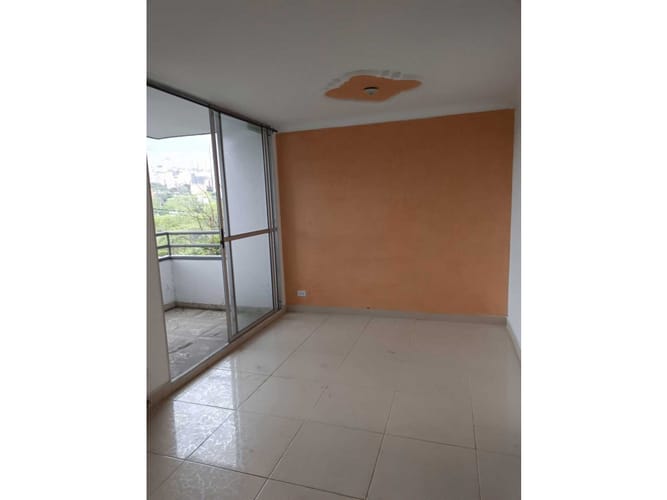 Apartamento de 3 alcobas en venta en Zona Industrial 1, Bello, 56 m² · foto 10 de 24