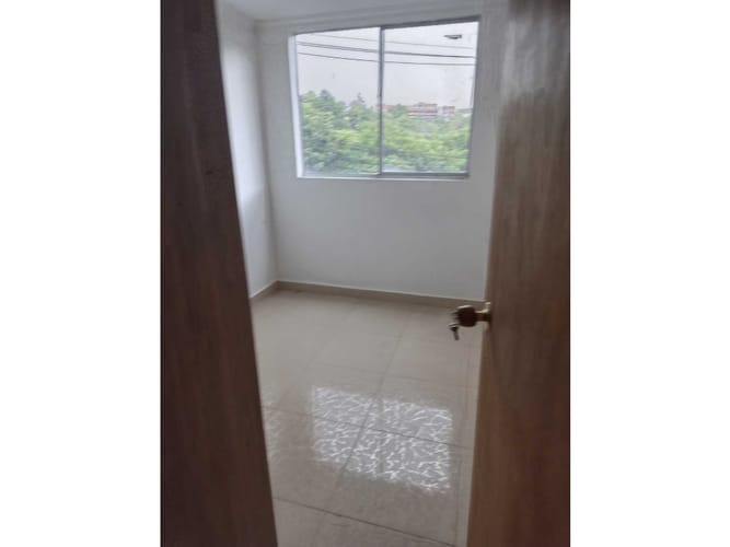 Apartamento de 3 alcobas en venta en Zona Industrial 1, Bello, 56 m² · foto 24 de 24