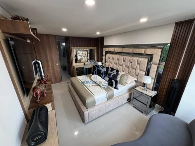 Apartamento de 3 alcobas en venta en Lorena, Medellín, 110 m² · foto 6 de 18