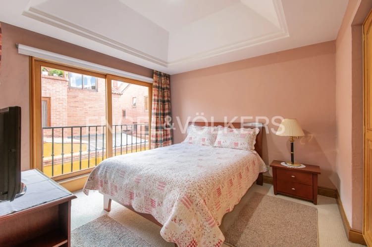 Casa de 4 alcobas en venta en Cn Los Arboles, Chía, 263 m² · foto 10 de 18