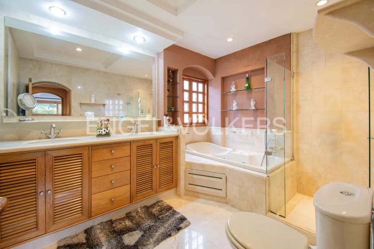 Casa de 4 alcobas en venta en Cn Los Arboles, Chía, 263 m² · foto 9 de 18
