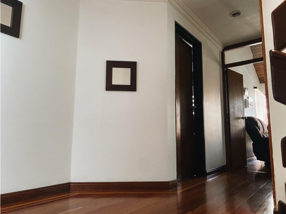 Casa en venta en Cerros De Niza, Bogotá · foto 6 de 24