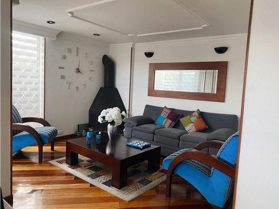 Casa en venta en Cerros De Niza, Bogotá · foto 9 de 24