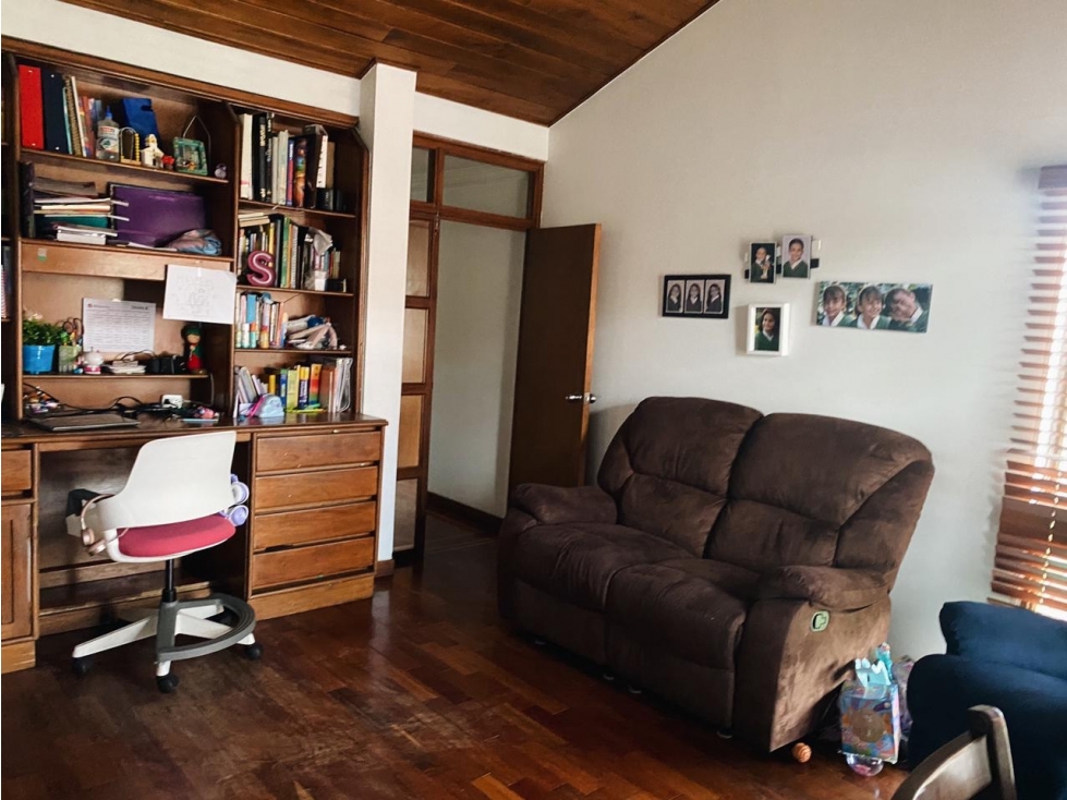 Casa en venta en Cerros De Niza, Bogotá · foto 11 de 24
