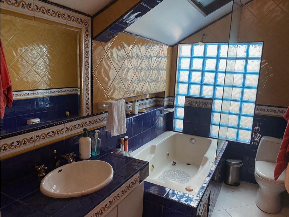 Casa en venta en Cerros De Niza, Bogotá · foto 13 de 24