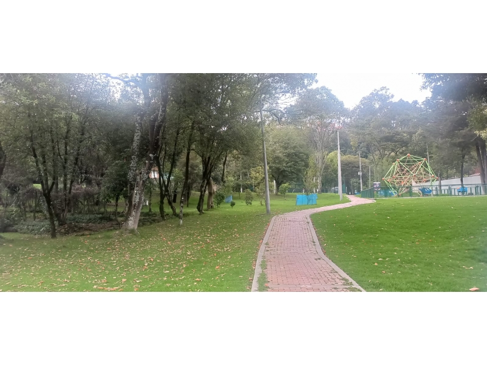 Casa en venta en Cerros De Niza, Bogotá · foto 20 de 24