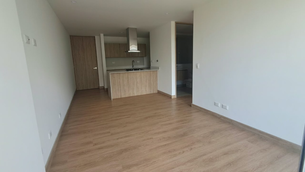 Apartamento en arriendo en Centro, Rionegro · foto 2 de 10