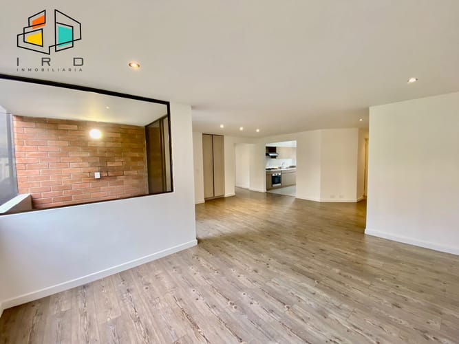 Apartamento de 2 alcobas en arriendo en Los Balsos, Medellín, 112 m² · foto 4 de 24