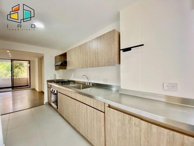 Apartamento de 2 alcobas en arriendo en Los Balsos, Medellín, 112 m² · foto 7 de 24