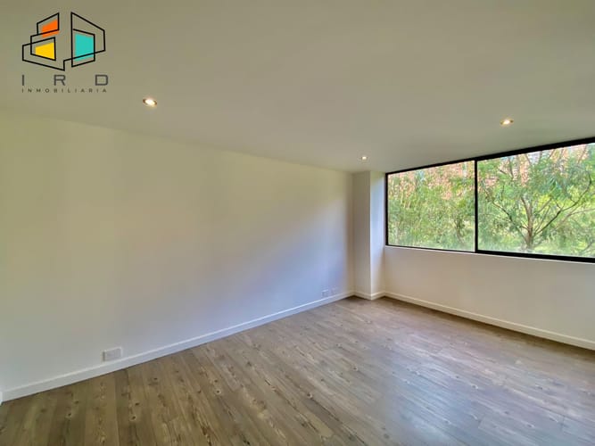 Apartamento de 2 alcobas en arriendo en Los Balsos, Medellín, 112 m² · foto 3 de 24