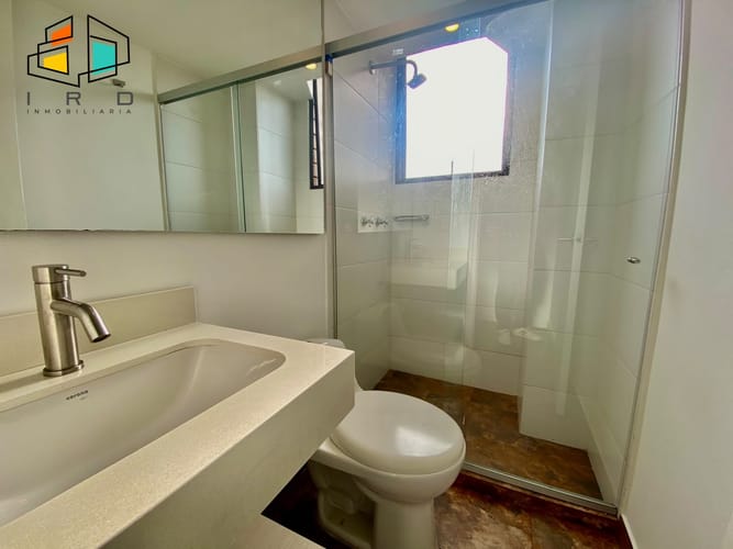 Apartamento de 2 alcobas en arriendo en Los Balsos, Medellín, 112 m² · foto 21 de 24