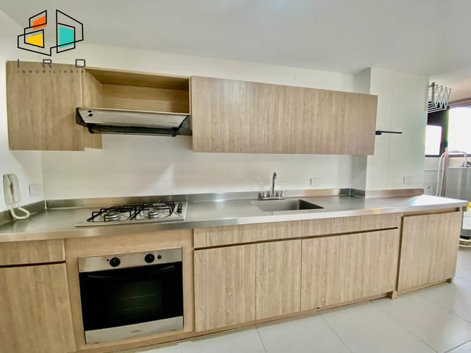 Apartamento de 2 alcobas en arriendo en Los Balsos, Medellín, 112 m² · foto 8 de 24