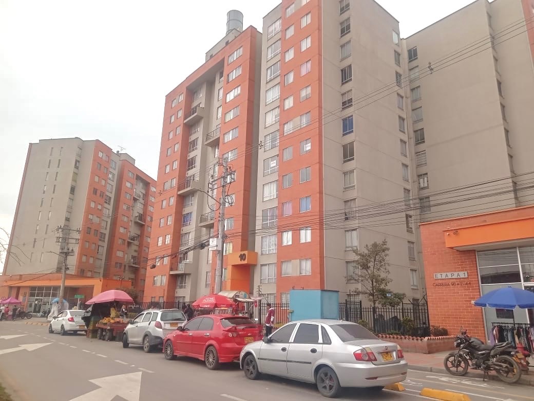 Apartamento en venta en Tierra Buena, Bogotá · foto 2 de 24