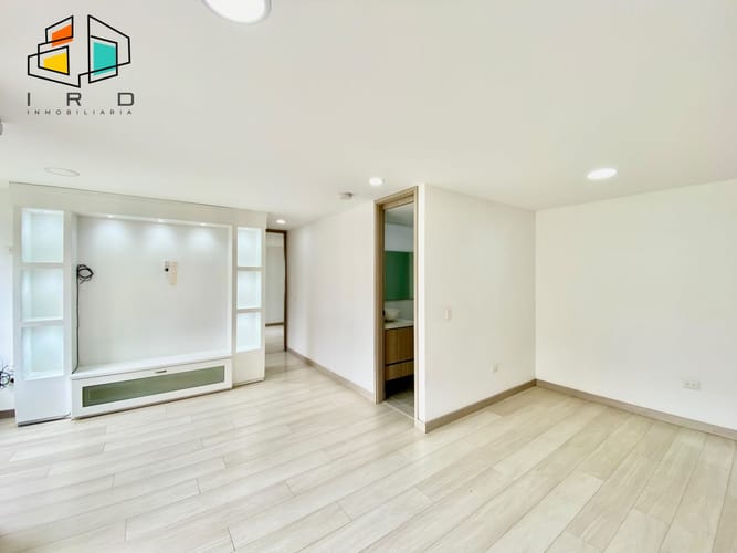 Apartamento de 2 alcobas en arriendo en Las Lomitas, Sabaneta, 74 m² · foto 6 de 22