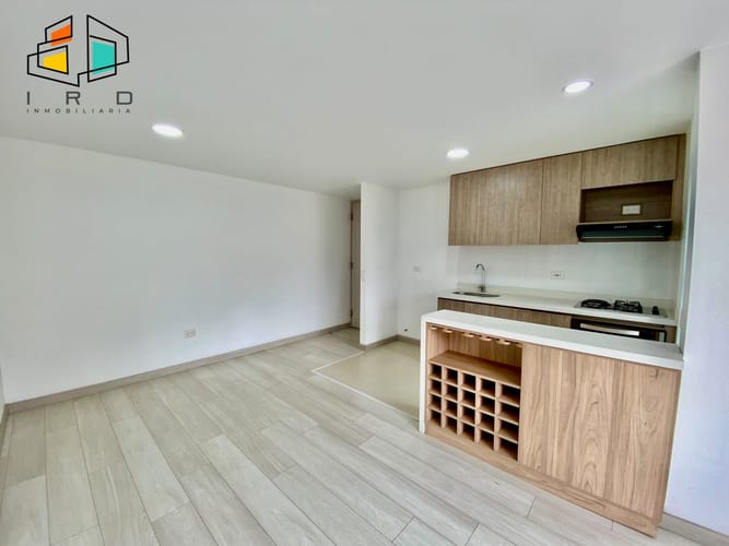 Apartamento de 2 alcobas en arriendo en Las Lomitas, Sabaneta, 74 m² · foto 4 de 22
