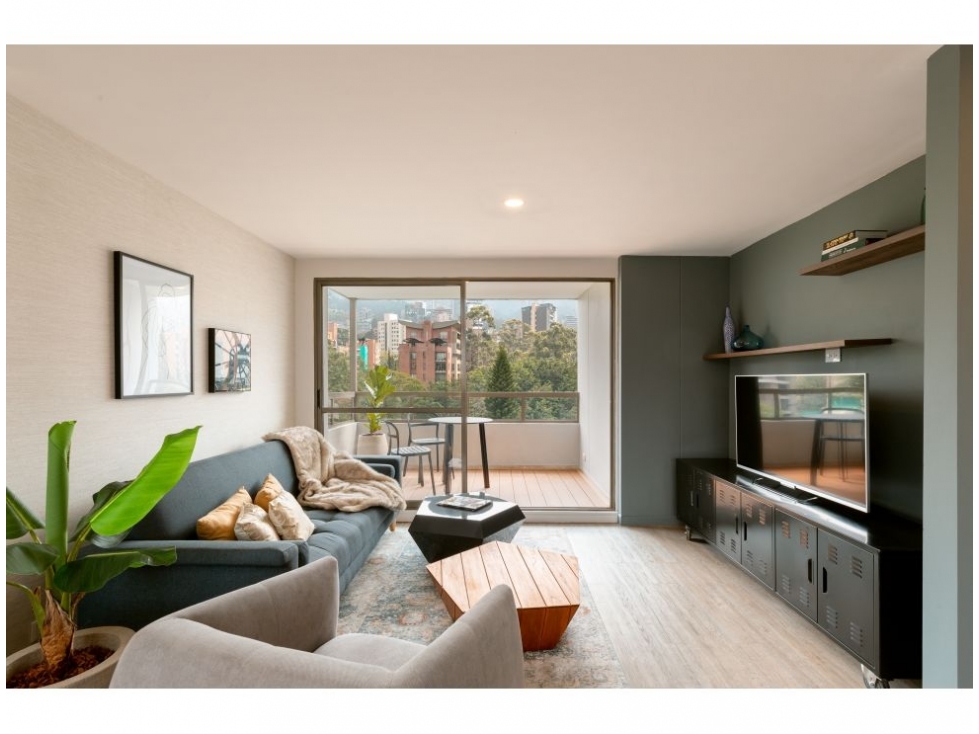 Apartamento en venta en El Poblado, Medellín · foto 3 de 15