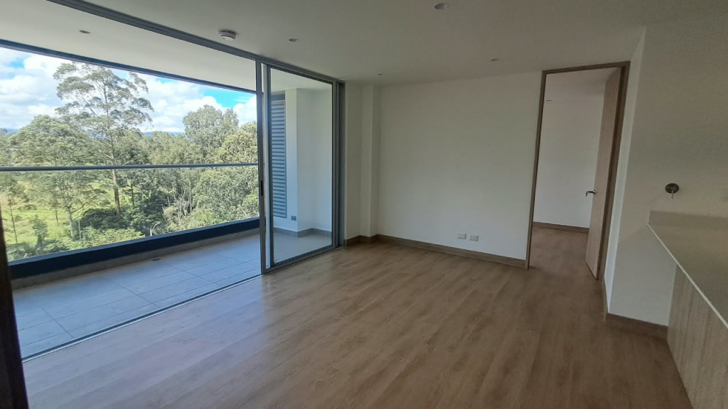 Apartamento en arriendo en Centro, Rionegro · foto 3 de 14