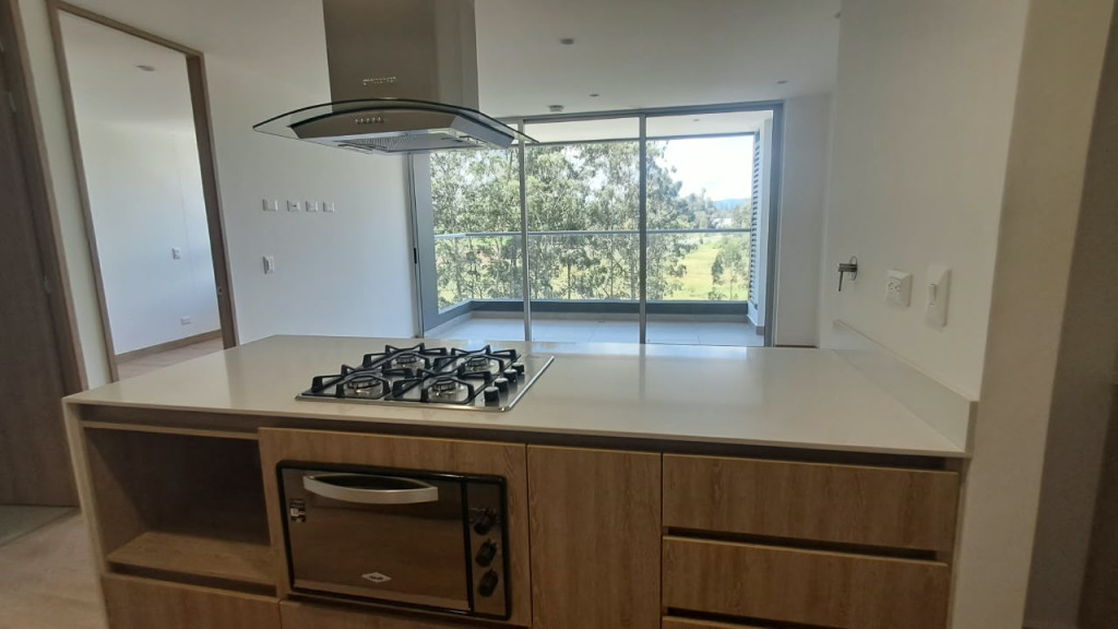 Apartamento en arriendo en Centro, Rionegro · foto 6 de 14