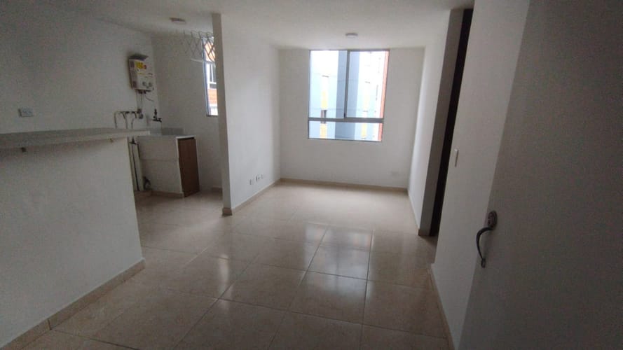 Apartamento de 2 alcobas en arriendo en Cabecera San Antonio De Prado, Medellín, 50 m² · foto 3 de 12