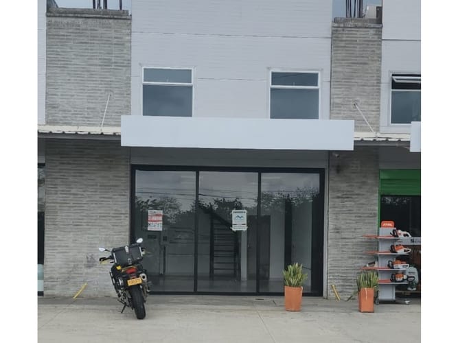 Local en venta en La Chinita, Apartado, 90 m² · foto 3 de 13