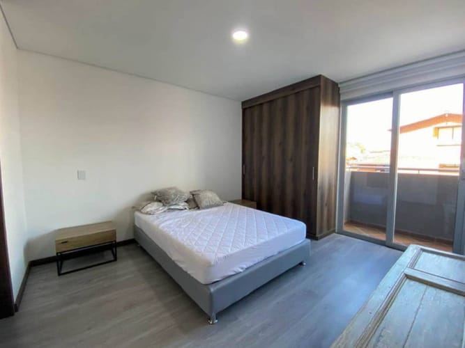 Apartamento de 1 alcoba en venta en Rionegro, 52 m² · foto 3 de 7