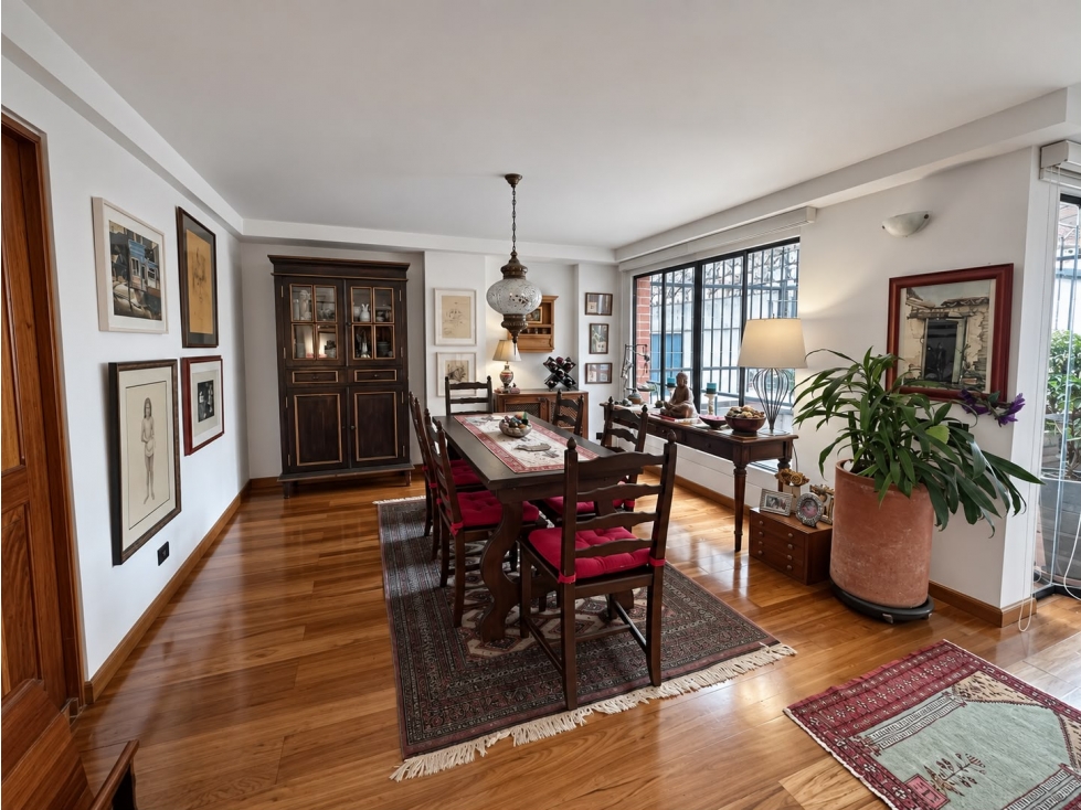 Apartamento en venta en Los Rosales, Bogotá · foto 2 de 18