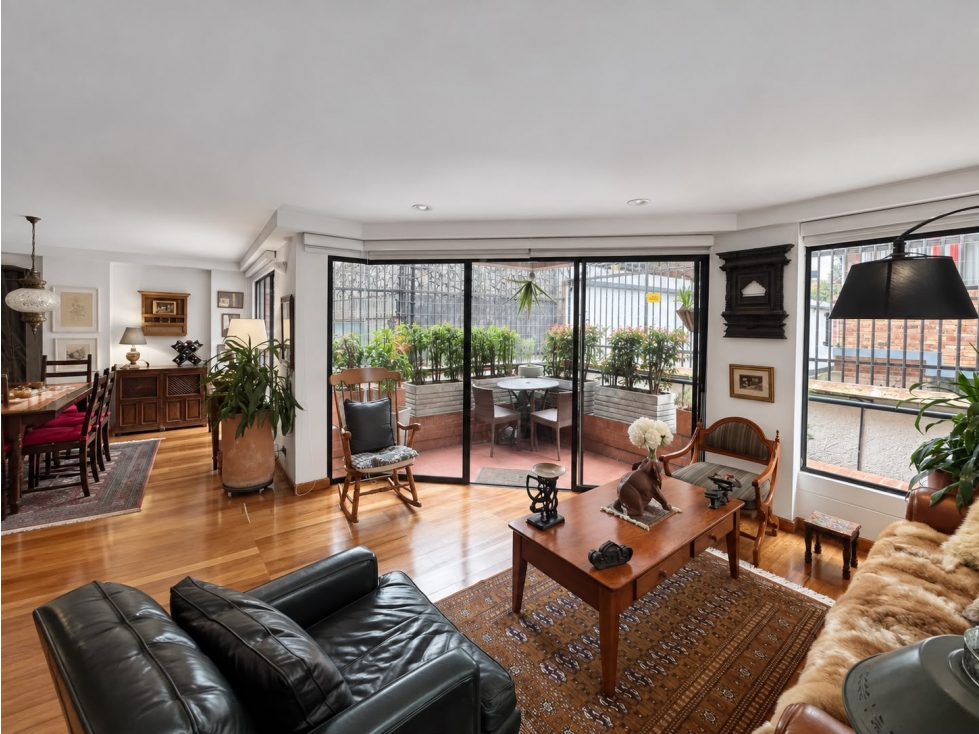 Apartamento en venta en Los Rosales, Bogotá · foto 5 de 18