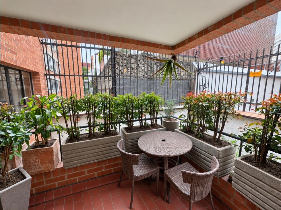 Apartamento en venta en Los Rosales, Bogotá · foto 6 de 18