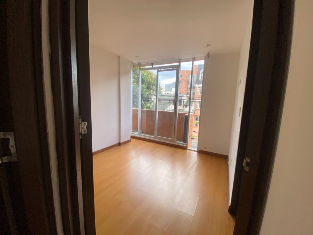 Apartamento en arriendo en Santa Barbara, Bogotá · foto 12 de 23
