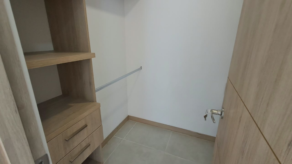 Apartamento en arriendo en Llano Grande, Rionegro · foto 12 de 16