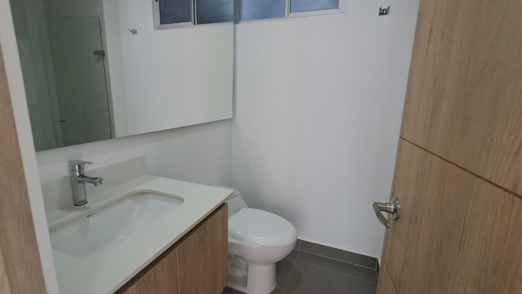Apartamento en arriendo en Llano Grande, Rionegro · foto 13 de 16