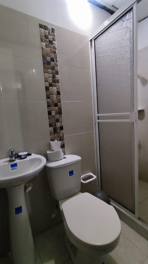 Casa de 9 alcobas en venta en Ciudadela Floralia, Cali, 180 m² · foto 7 de 18