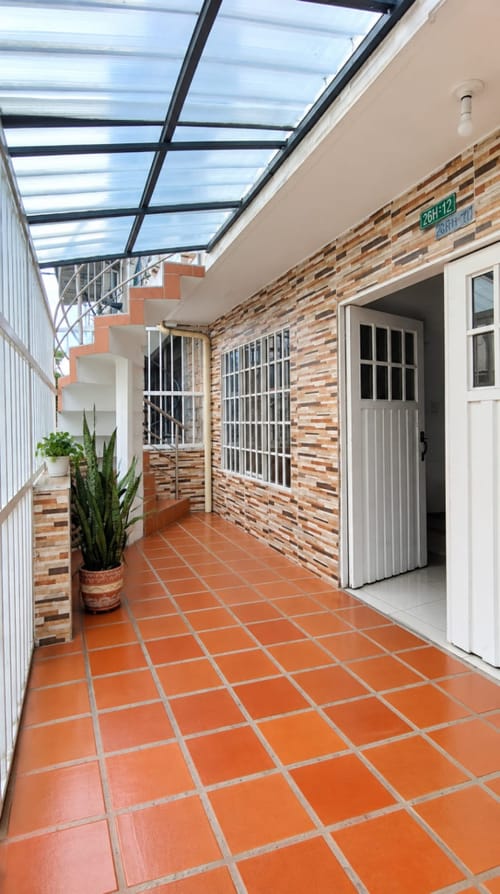 Casa de 9 alcobas en venta en Ciudadela Floralia, Cali, 180 m² · foto 16 de 18