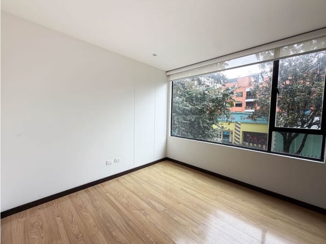 Apartamento de 3 alcobas en arriendo en Santa Barbara, Bogotá, 134 m² · foto 8 de 12