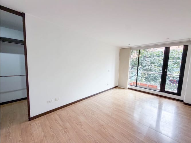 Apartamento de 3 alcobas en arriendo en Santa Barbara, Bogotá, 134 m² · foto 9 de 12