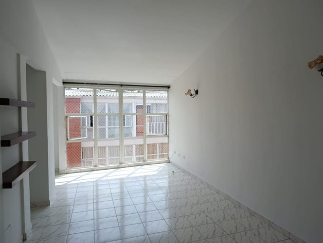 Apartamento de 2 alcobas en venta en Las Delicias, Cali, 55 m² · foto 4 de 24