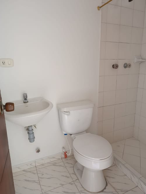 Apartamento de 2 alcobas en venta en Las Delicias, Cali, 55 m² · foto 11 de 24