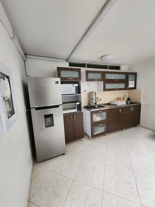 Casa de 6 alcobas en venta en Laureles, Medellín, 350 m² · foto 3 de 13