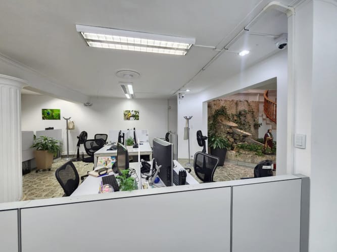 Casa de 6 alcobas en venta en Laureles, Medellín, 350 m² · foto 6 de 13