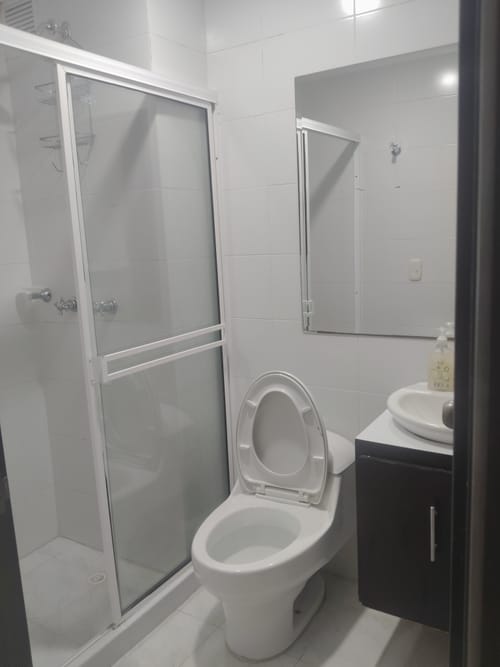 Apartamento de 2 alcobas en venta en Sotomayor, Bucaramanga, 64 m² · foto 9 de 13
