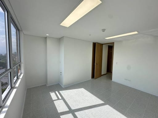 Consultorio en venta en Estadio, Medellín, 29 m² · foto 2 de 24