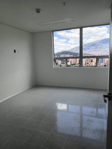 Consultorio en venta en Estadio, Medellín, 29 m² · foto 6 de 24