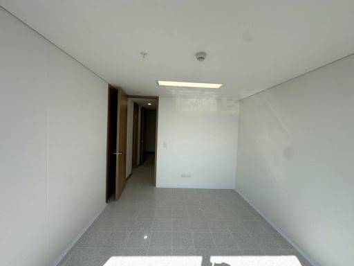 Consultorio en venta en Estadio, Medellín, 29 m² · foto 23 de 24