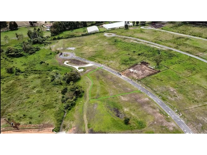 Lote en venta en San Gerardo, La Ceja, 1937 m² · foto 4 de 10