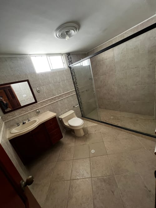 Apartamento de 5 alcobas en venta en Laureles, Medellín, 280 m² · foto 17 de 24