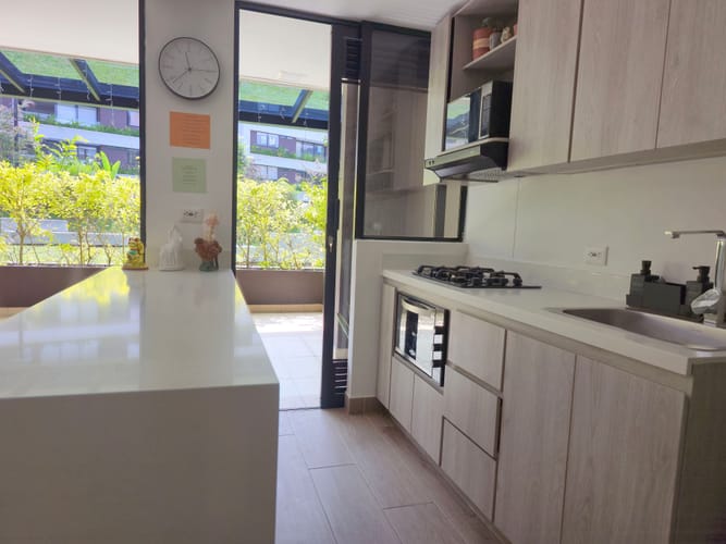 Apartamento de 2 alcobas en venta en El Retiro, 84 m² · foto 2 de 15