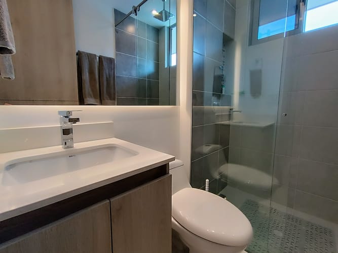 Apartamento de 2 alcobas en venta en Loma Del Esmeraldal, Envigado, 192 m² · foto 16 de 22