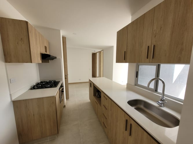 Apartamento de 3 alcobas en venta en Belchite, Rionegro, 66 m² · foto 4 de 15