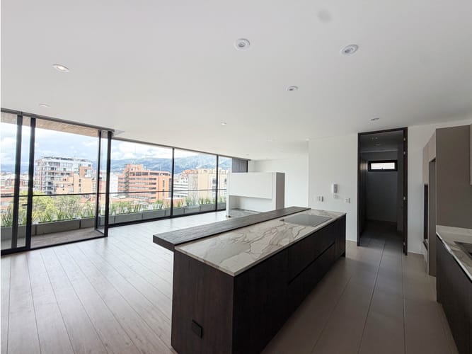 Apartamento de 2 alcobas en venta en San Patricio, Bogotá, 192 m² · foto 9 de 22