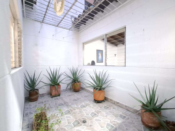Casa de 5 alcobas en venta en La Castellana, Medellín · foto 5 de 24